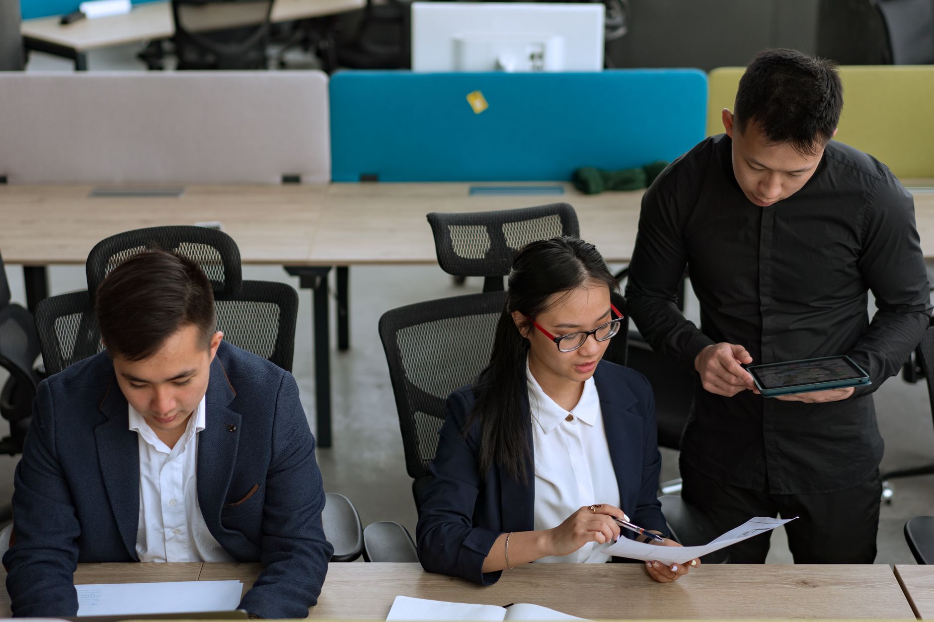 Press briefing distribution services